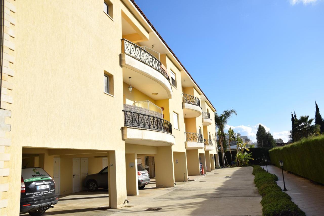 Raise Cosy Studio With Pool In Limassol Exterior photo